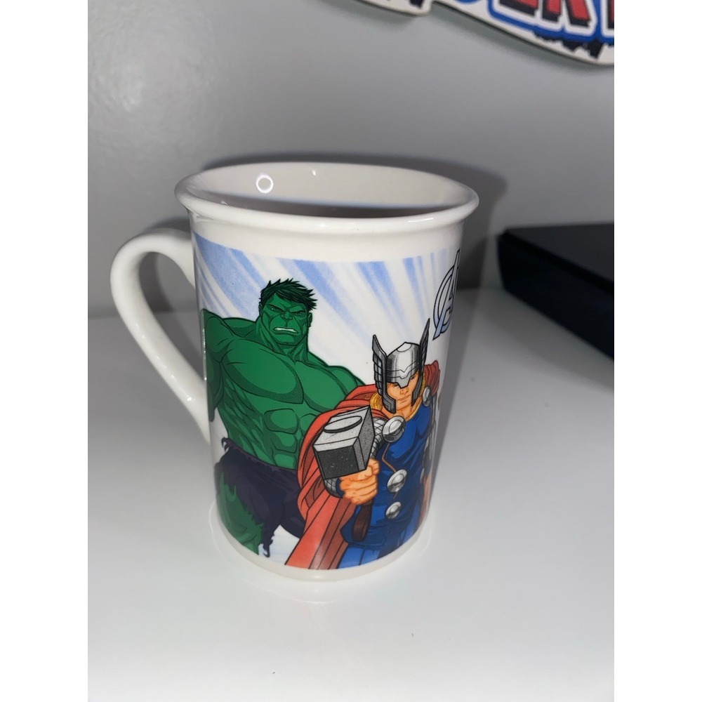 2013 Marvel‎ Avengers Assemble mug - Picture 2 of 8
